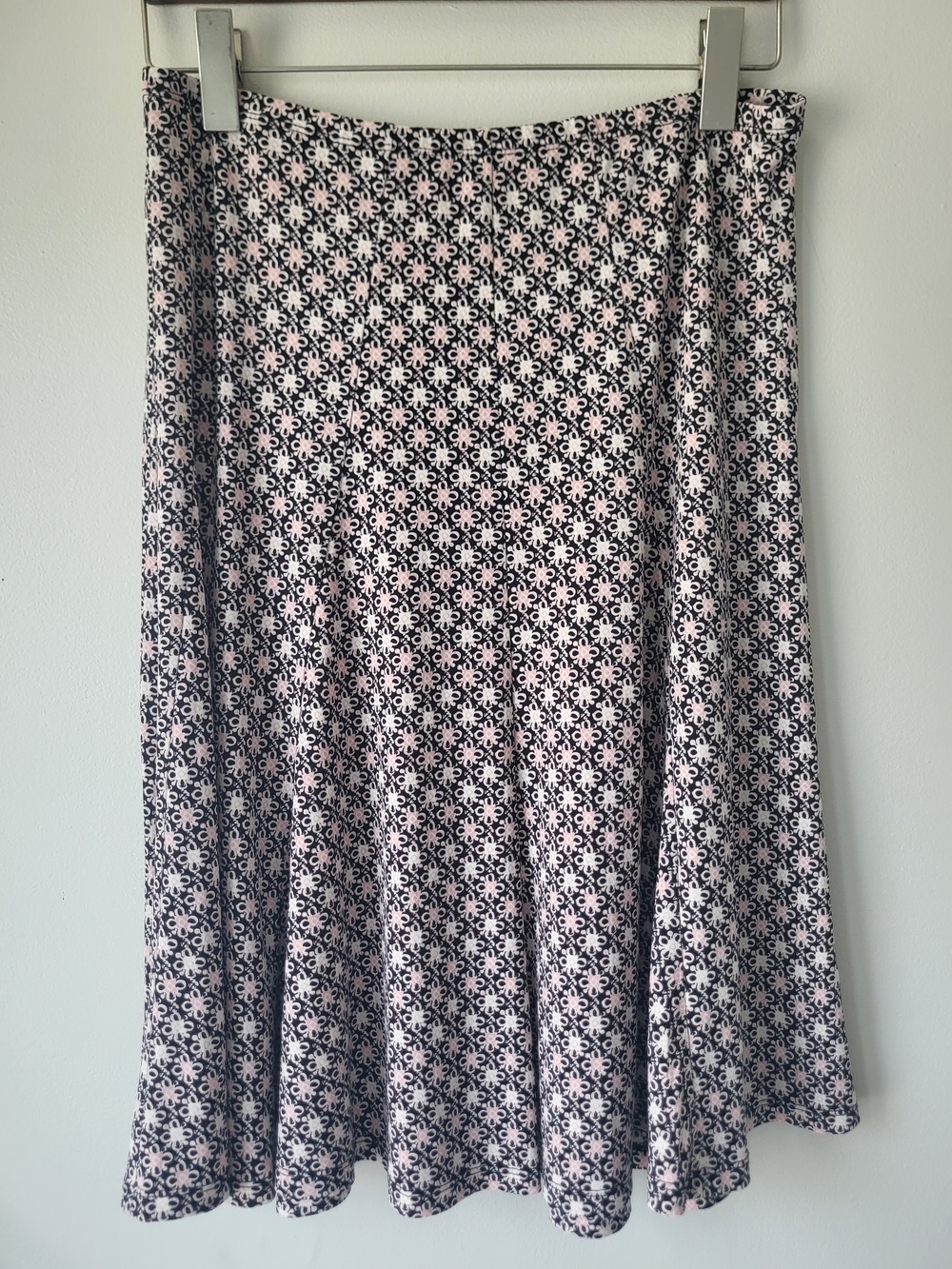Liz Claiborne Axcess Romantic Playful Pink and Black Floral-Print Midi Skirt